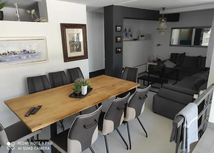 House Zoya Prázdninový dům Ližnjan