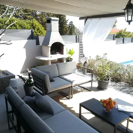 House Zoya בית נופש *