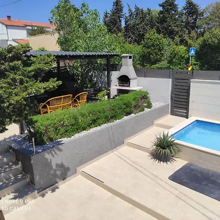 House Zoya בית נופש *